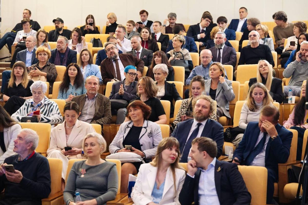 Леонид Слуцкий: Для сохранения нашей культуры необходимо помочь народным мастерам Леонид Слуцкий: Для сохранения нашей культуры необходимо помочь народным мастерам
