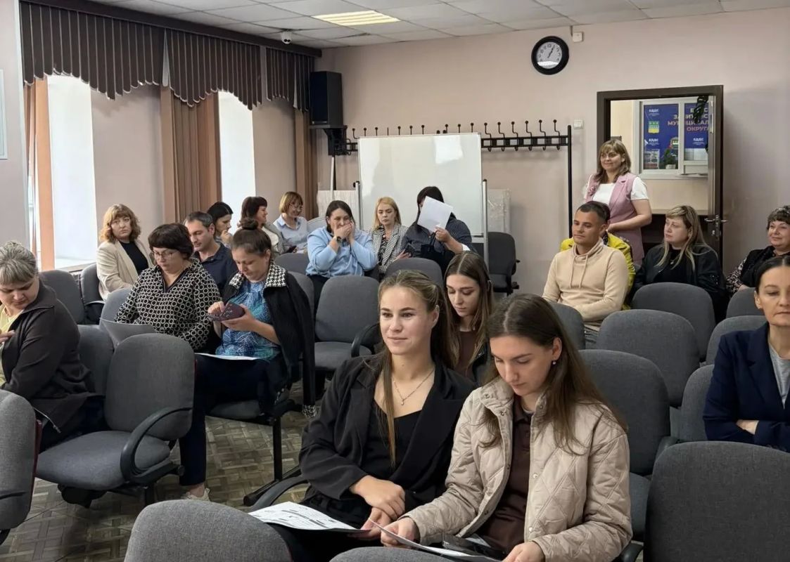 Государственная жилищная инспекция Амурской области продолжает серию выездных обучающих семинаров для органов местного самоуправления (ОМСУ) Государственная жилищная инспекция Амурской области продолжает серию выездных обучающих семинаров для органов местного самоуправления (ОМСУ)