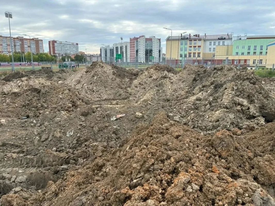 ДРСК ОБРАТИЛАСЬ В ОБЛАСТНУЮ ПРОКУРАТУРУ ИЗ-ЗА РАБОТ ПОД ЛЭП В РАЙОНЕ НОВОЙ ШКОЛЫ