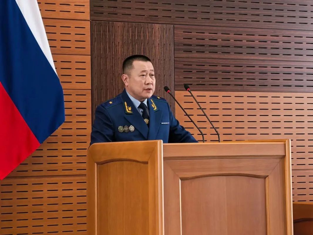 В Амурской области в первом чтении принят проект закона о расширении права на бесплатную юридическую помощь для семей участников СВО, подготовленный по инициативе прокурора области