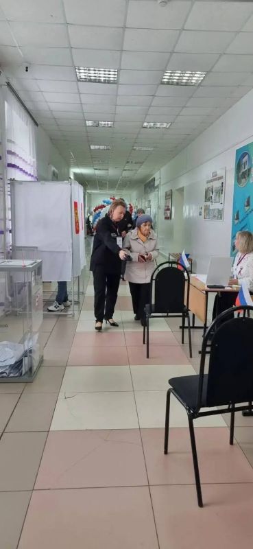 Более 300 волонтеров работают на участках Приамурья Более 300 волонтеров работают на участках Приамурья