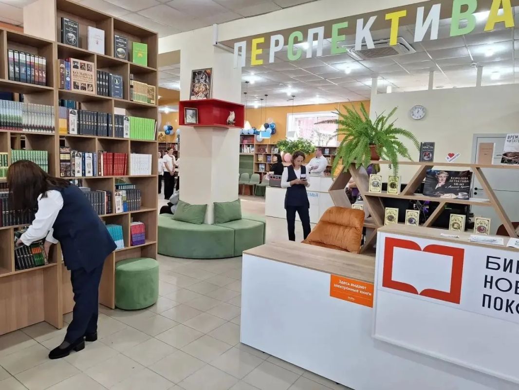 В Архаре открылась обновлённая центральная библиотека «Перспектива» В Архаре открылась обновлённая центральная библиотека «Перспектива»
