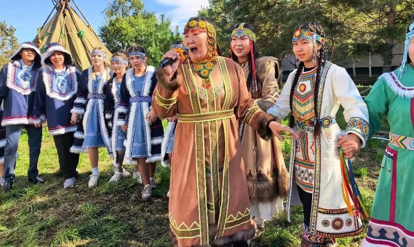 «Турэн» на одном языке: в Благовещенске проходит международная эвенкийская олимпиада