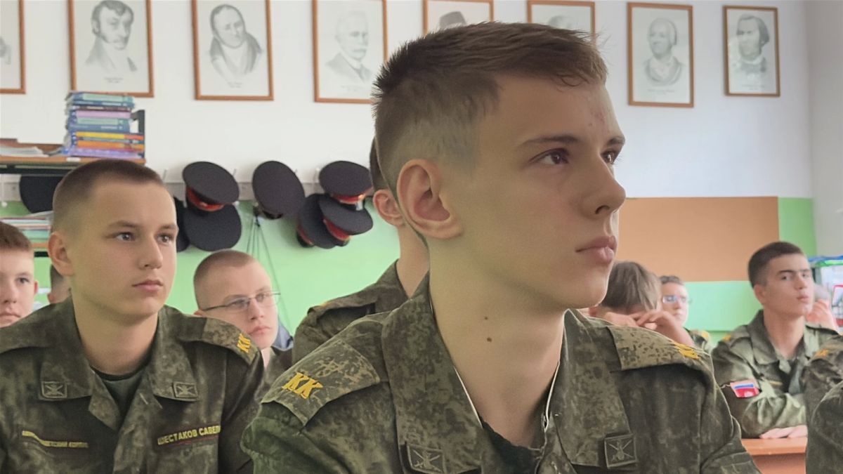 В Амурском кадетском корпусе продолжаются занятия для учащихся профильных классов Следственного комитета В Амурском кадетском корпусе продолжаются занятия для учащихся профильных классов Следственного комитета