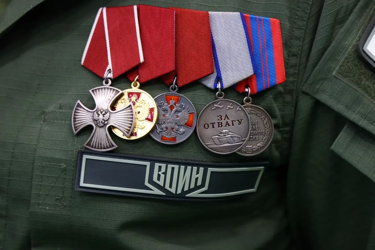 Допбаллы ЕГЭ и курс на будущую профессию: а амурском филиале Центра «ВОИН» до конца года пройдут подготовку около 1000 курсантов Допбаллы ЕГЭ и курс на будущую профессию: а амурском филиале Центра «ВОИН» до конца года пройдут подготовку около 1000 курсантов