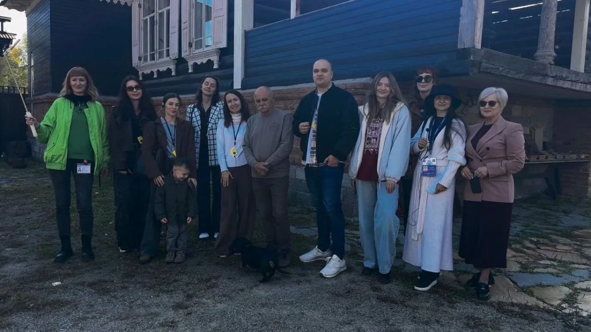 Сегодня День туризма!. По случаю, в столице Приамурья презентовали гастроэкскурсию «Путь хлеба» Первыми по вкусному маршруту проехали блогеры, которых собрало Агентство гостеприимства Амурской области Сегодня День туризма!. По случаю, в столице Приамурья презентовали гастроэкскурсию «Путь хлеба» Первыми по вкусному маршруту проехали блогеры, которых собрало Агентство гостеприимства Амурской области