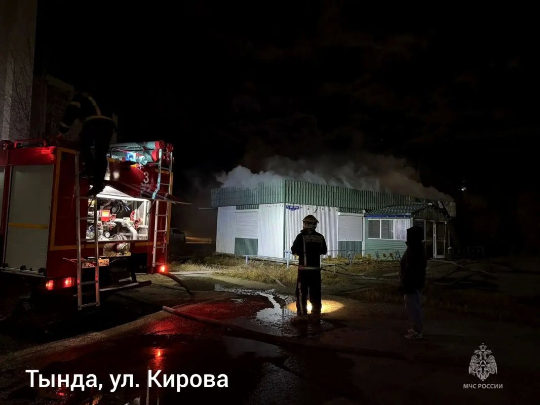 #СобытияМЧС28. В Амурской области за прошедшие сутки Потушено 9 пожаров, на все привлекались силы и средства МЧС России: в Свободном на ул. Орджоникидзе горела комната в квартире 5-этажного жилого дома #СобытияМЧС28. В Амурской области за прошедшие сутки Потушено 9 пожаров, на все привлекались силы и средства МЧС России: в Свободном на ул. Орджоникидзе горела комната в квартире 5-этажного жилого дома