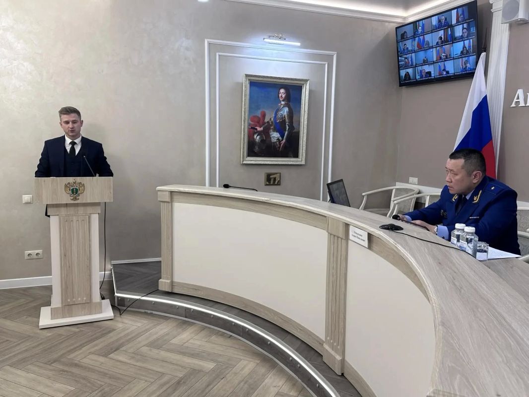 Прокурор Амурской области провел заседание межведомственной рабочей группы Прокурор Амурской области провел заседание межведомственной рабочей группы