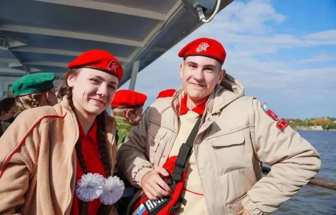 Амурские юнармейцы представили область на дальневосточном форуме, посвященном юбилею движения Амурские юнармейцы представили область на дальневосточном форуме, посвященном юбилею движения