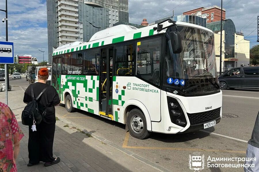 В Благовещенске на автобусные маршруты вышли все 20 новых газовых автобусов СимАЗ