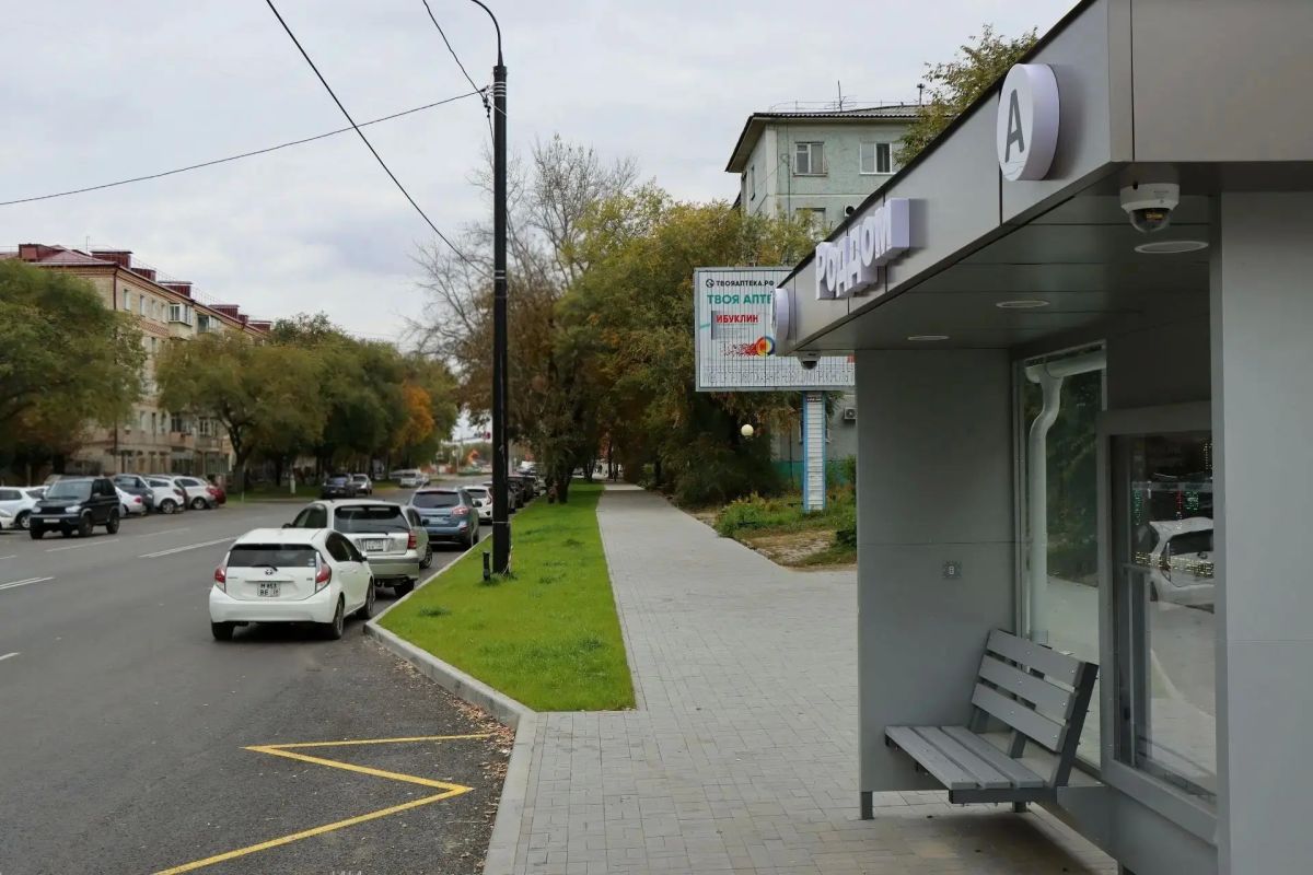В областном центре обновили подъезды к больнице и роддому В областном центре обновили подъезды к больнице и роддому