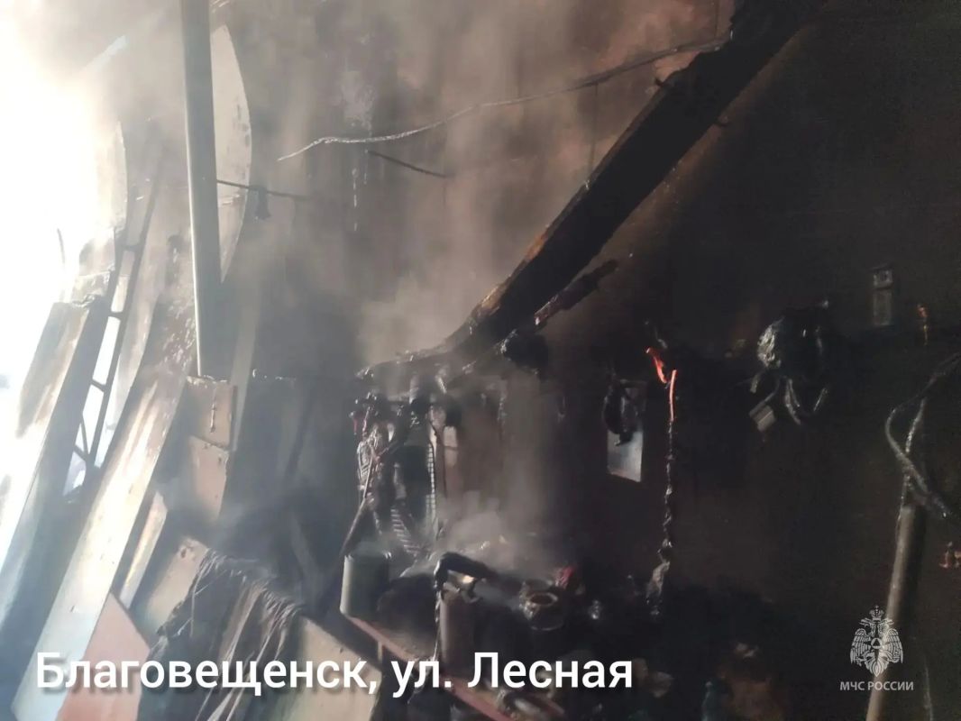 #СобытияМЧС28. В Амурской области за прошедшие сутки Потушено 7 пожаров (в том числе 1 горение сухой растительности), на 4 из них привлекались силы и средства МЧС России: в поселке Вадимово Благовещенского МО на ул.... #СобытияМЧС28. В Амурской области за прошедшие сутки Потушено 7 пожаров (в том числе 1 горение сухой растительности), на 4 из них привлекались силы и средства МЧС России: в поселке Вадимово Благовещенского МО на ул....
