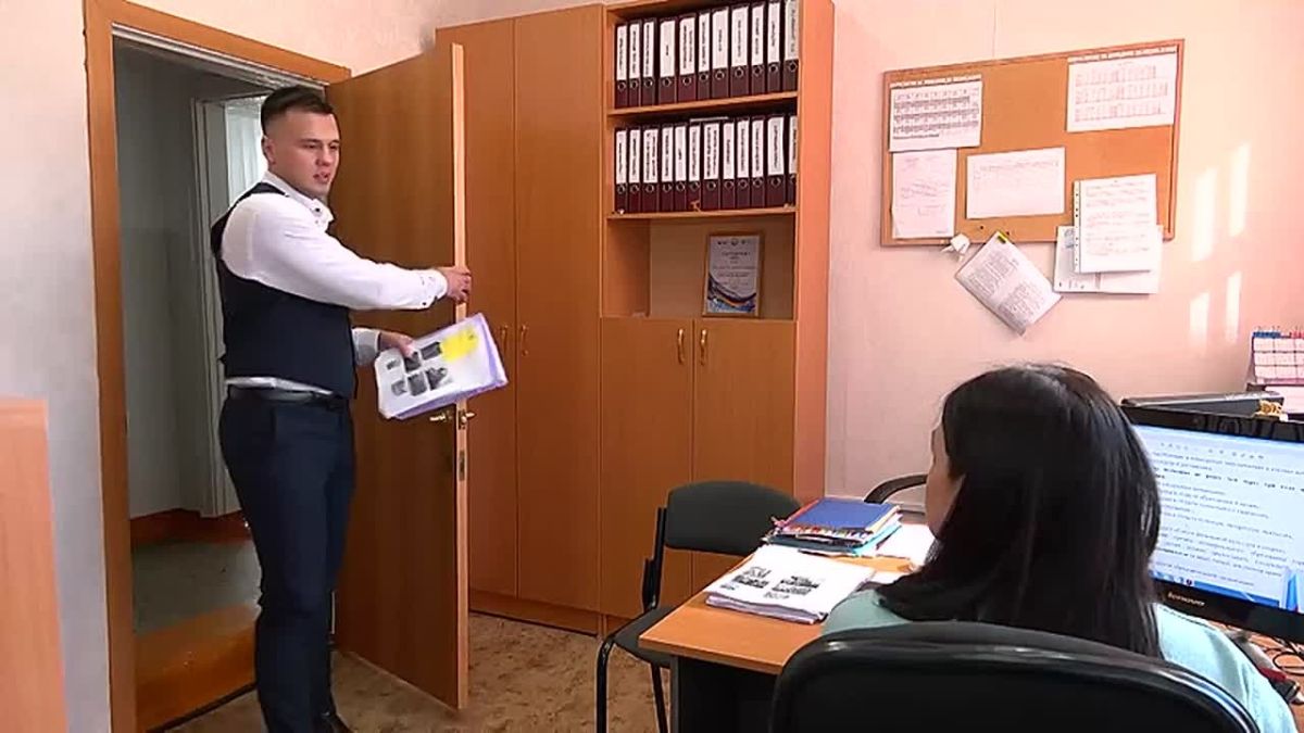 Сегодня амурские педагоги будут принимают поздравления с профессиональным праздником