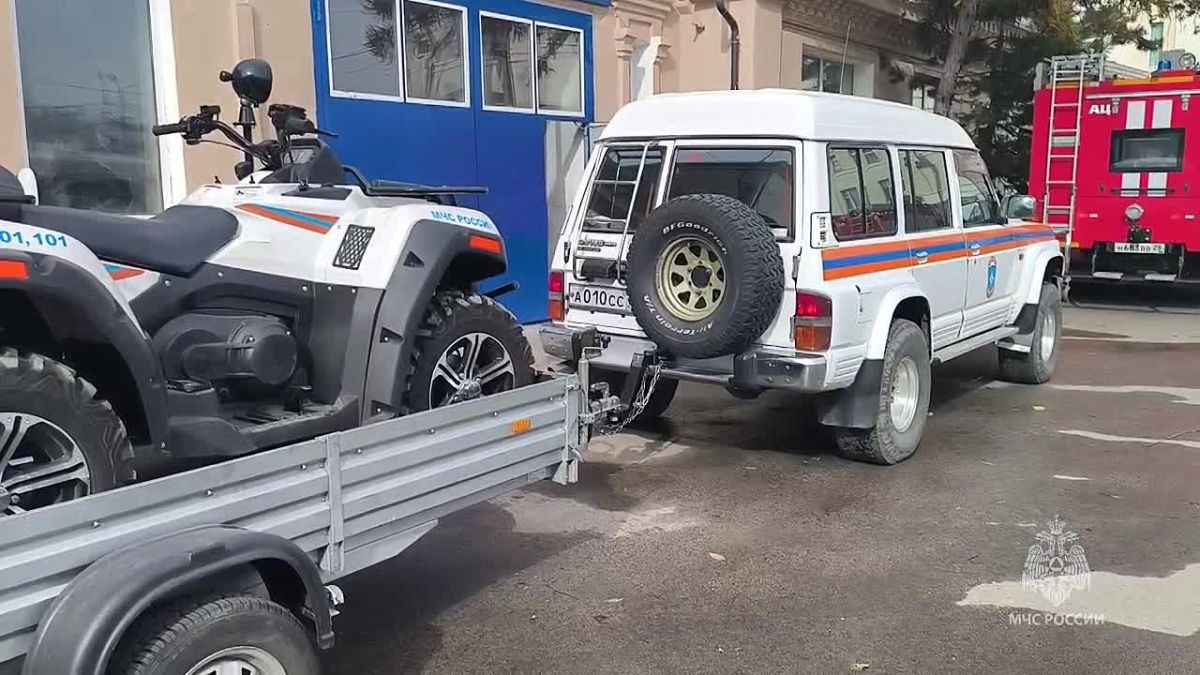 Специалисты МЧС России следуют в Архаринский муниципальный округ
