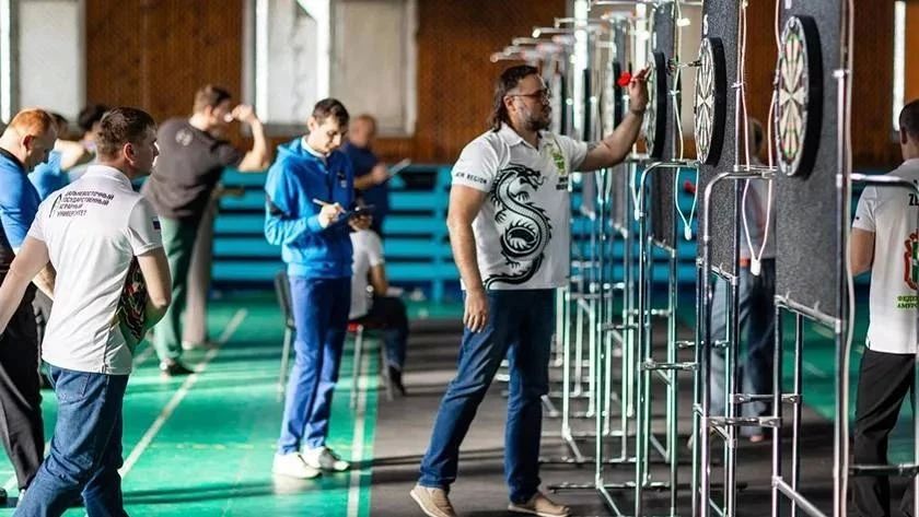 Осенний биатлон, финал сезона по мотокроссу, всероссийский турнир по борьбе, лапта, кендо и даже дартс Осенний биатлон, финал сезона по мотокроссу, всероссийский турнир по борьбе, лапта, кендо и даже дартс
