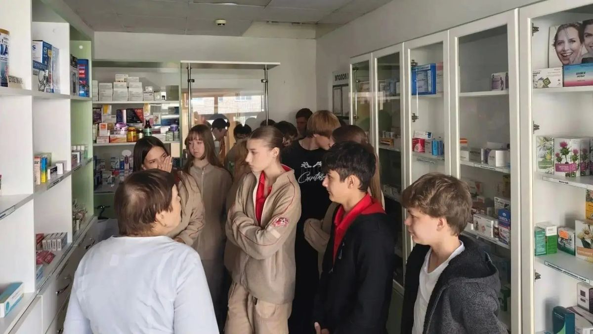 Сотни амурских школьников примерили на себя профессию медика Сотни амурских школьников примерили на себя профессию медика