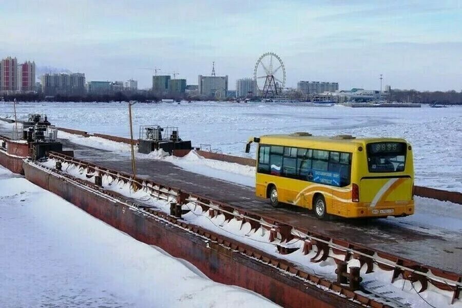 В Амурской области постоянно растет спрос на поездки через международный автомобильный мост, соединяющий Благовещенск с китайским городом Хэйхэ