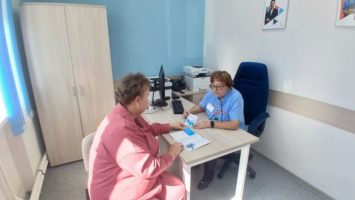 Кадровый консультант Мазановского отдела Кадрового центра «Работа России» помогает работодателям — консультации проходят при личном обращении