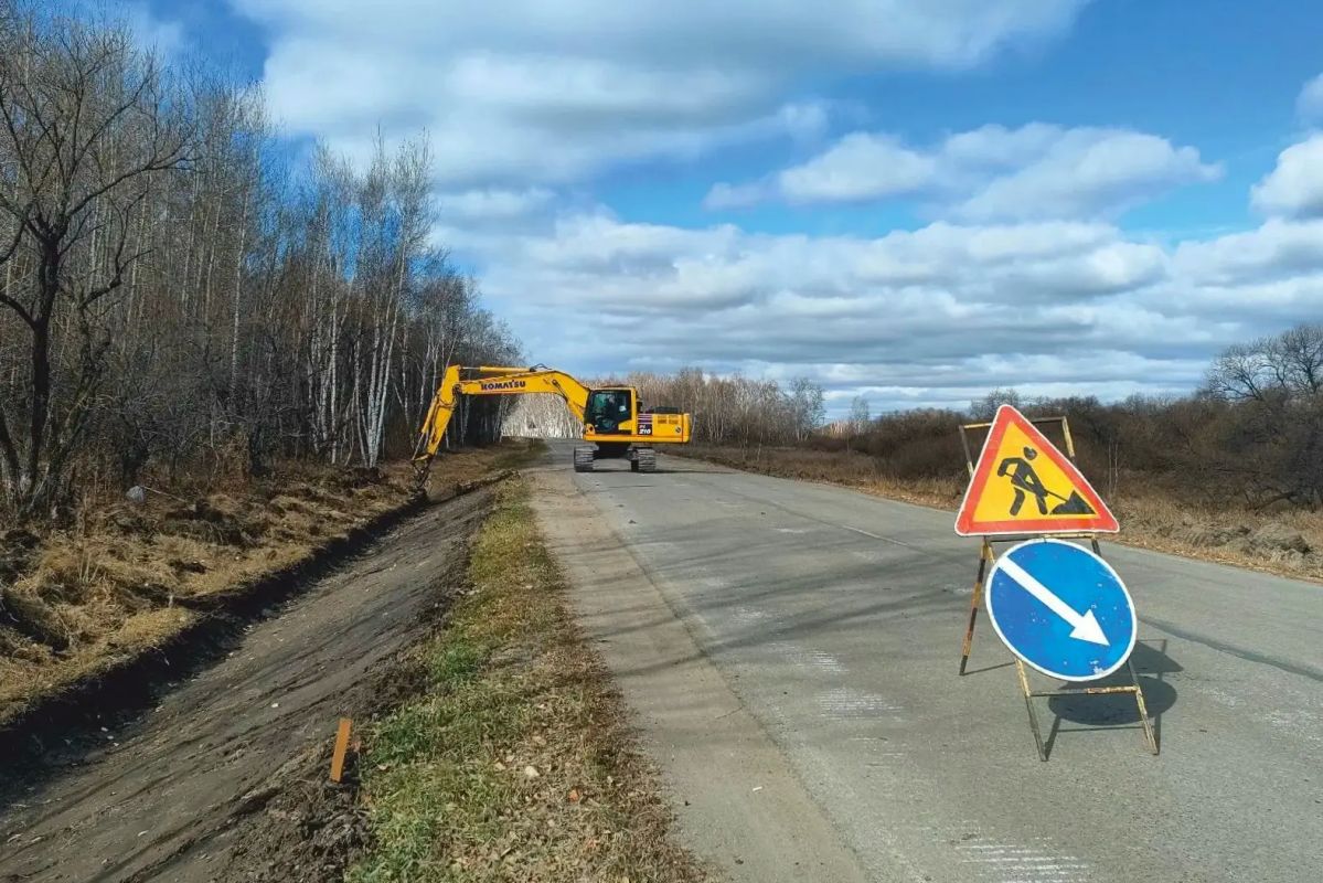 Не дорога в поле - а современная трасса! Не дорога в поле - а современная трасса!