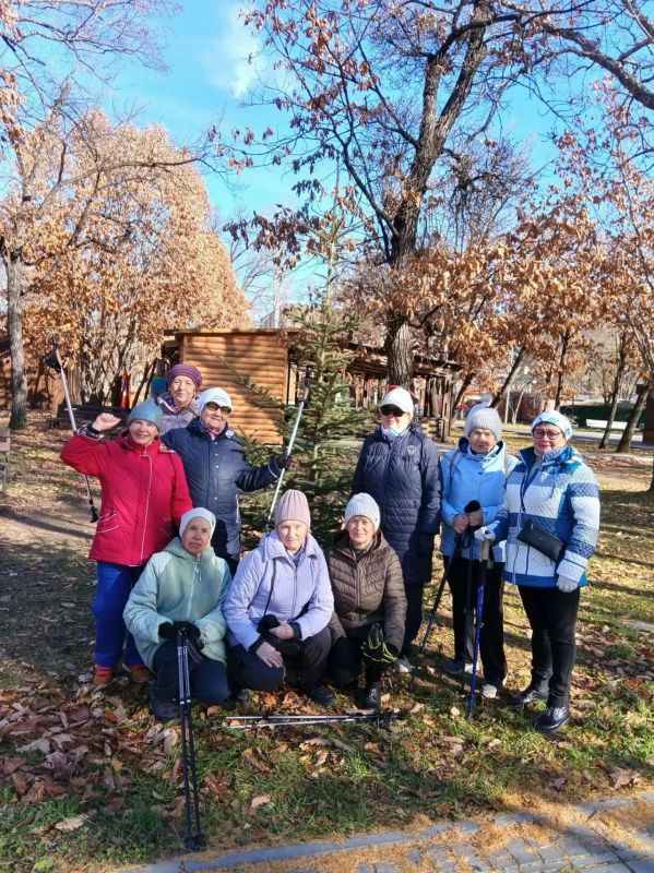 В Благовещенске проводят бесплатные тренировки по скандинавской ходьбе для всех желающих В Благовещенске проводят бесплатные тренировки по скандинавской ходьбе для всех желающих