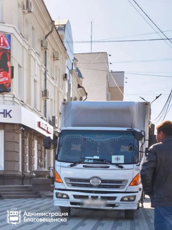 Благовещенских авто хамов продолжают наказывать за неправильную парковку Благовещенских авто хамов продолжают наказывать за неправильную парковку