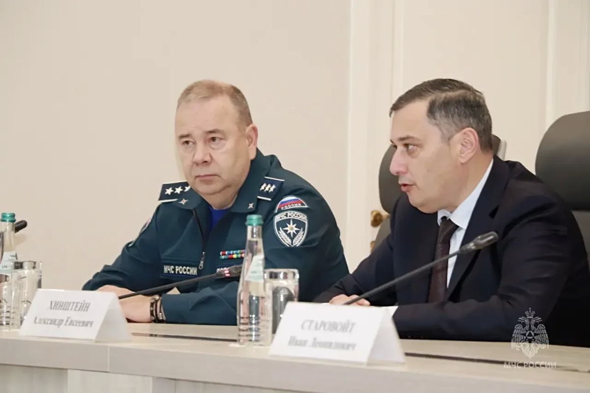 Личному составу и руководству региона представили нового начальника ГУ МЧС России по Курской области Личному составу и руководству региона представили нового начальника ГУ МЧС России по Курской области
