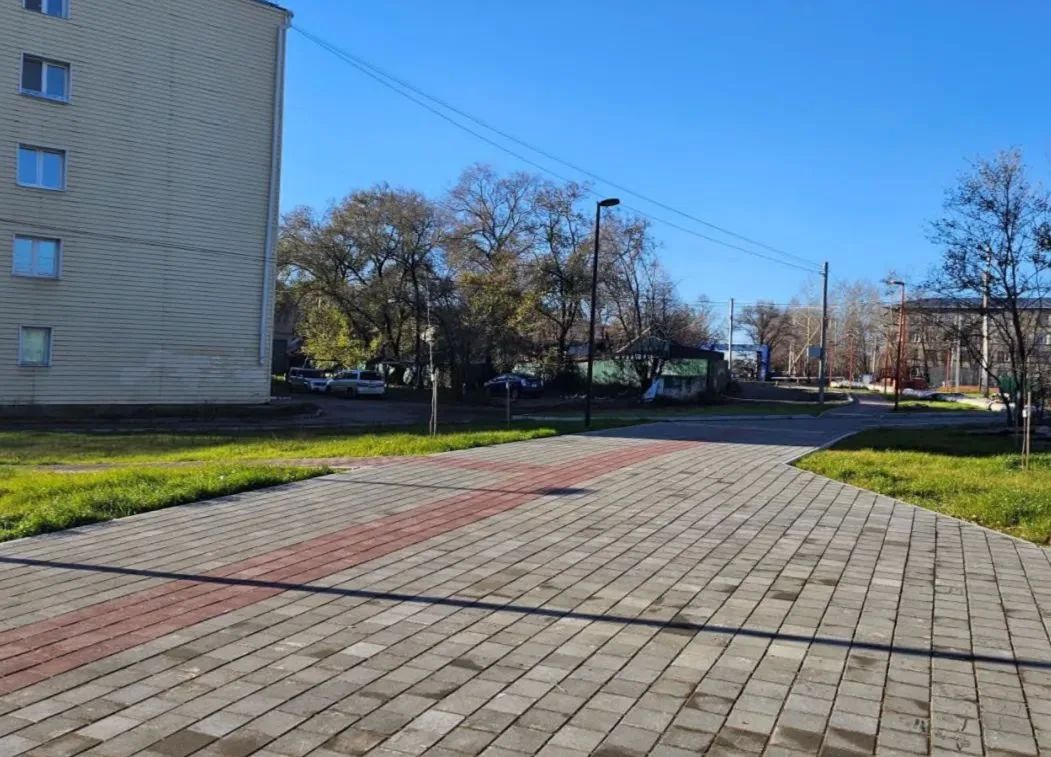 В Свободном завершают благоустройство общественного пространства в районе переулка Механического В Свободном завершают благоустройство общественного пространства в районе переулка Механического