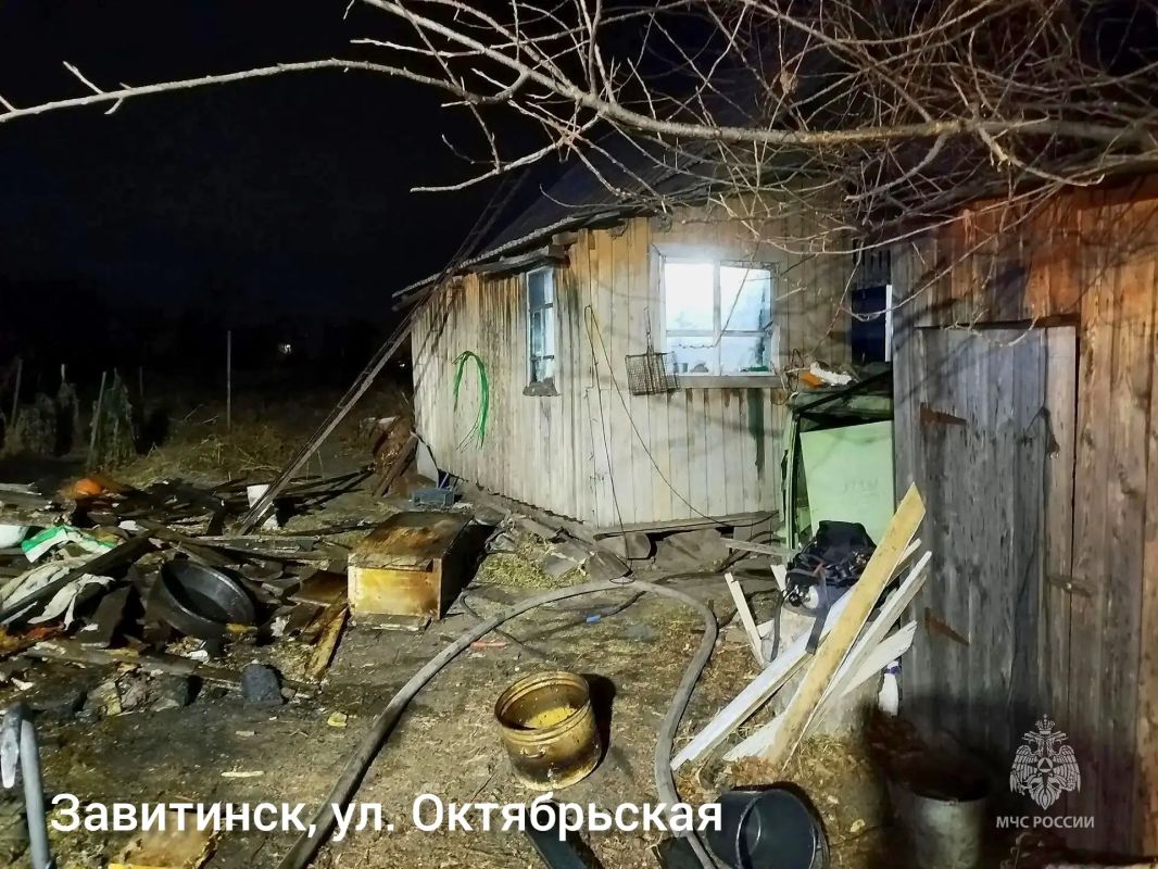 #СобытияМЧС28. В Амурской области за прошедшие сутки Потушено 16 пожаров (в том числе 4 горения сухой растительности), на 11 из них привлекались силы и средства МЧС России: в Завитинске на ул. Октябрьской горела баня на... #СобытияМЧС28. В Амурской области за прошедшие сутки Потушено 16 пожаров (в том числе 4 горения сухой растительности), на 11 из них привлекались силы и средства МЧС России: в Завитинске на ул. Октябрьской горела баня на...