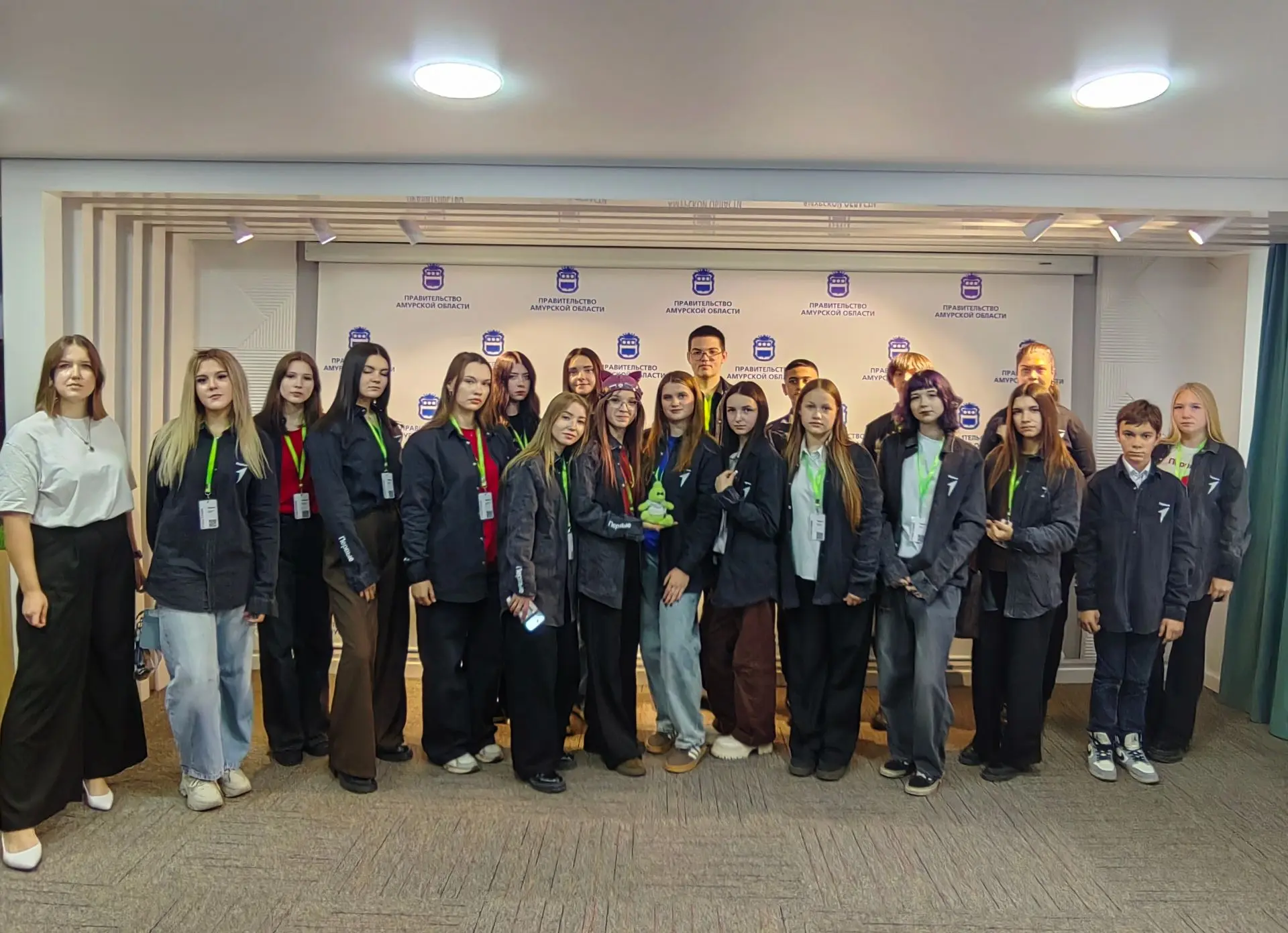 Школьникам из «Движения первых» показали госслужбу изнутри