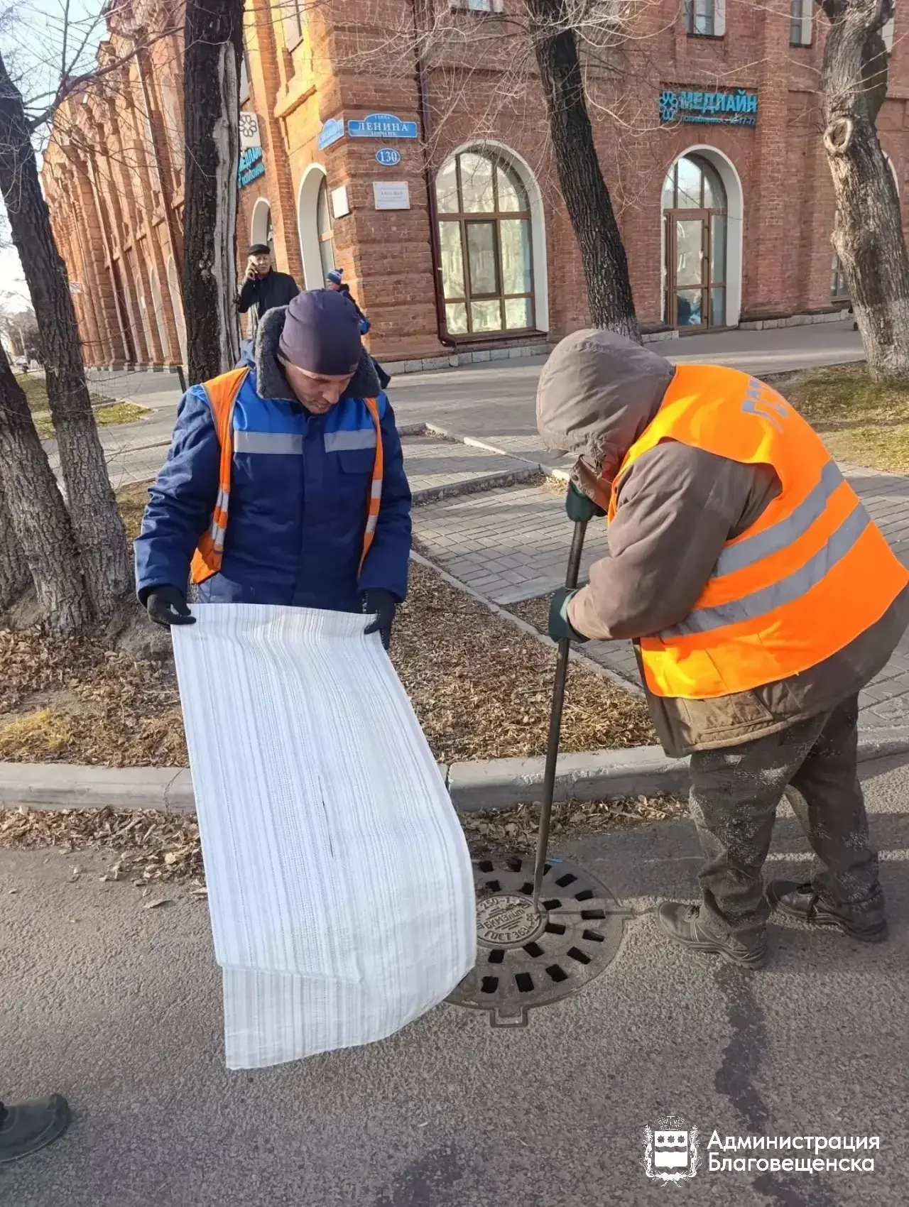 2200 дождеприёмных колодцев законсервировал ГСТК в Благовещенске