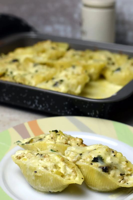 Макароны-ракушки с курицей в сливочном соусе: сытный и оригинальный рецепт