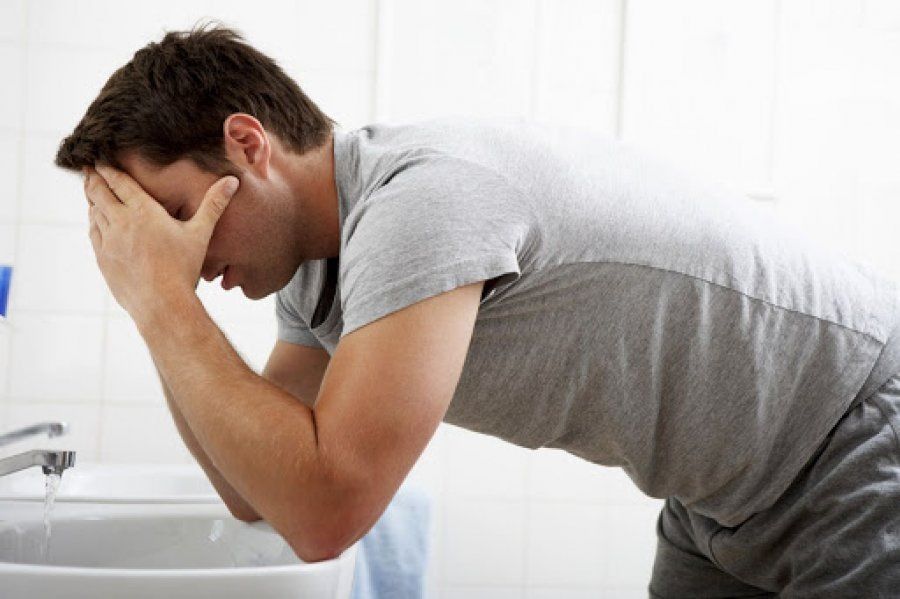 Опасные продукты: что делать при пищевом отравлении?