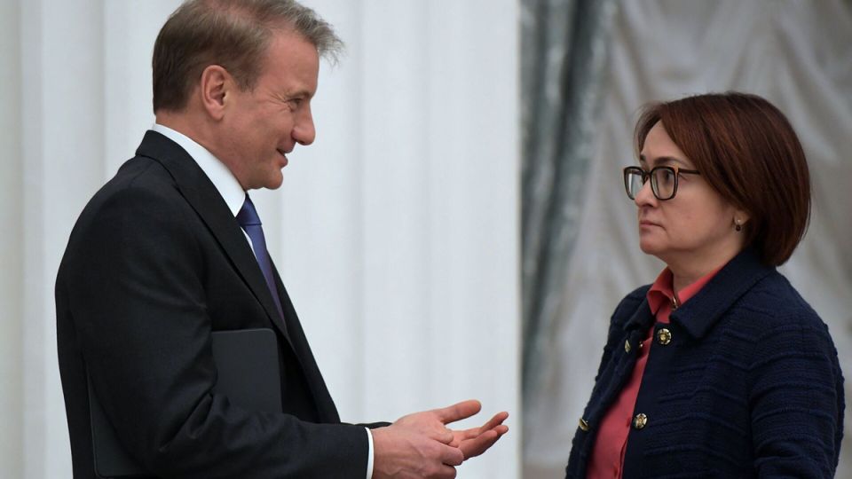 Банки перестраивают правила выдачи наличных: как это повлияет на клиентов?