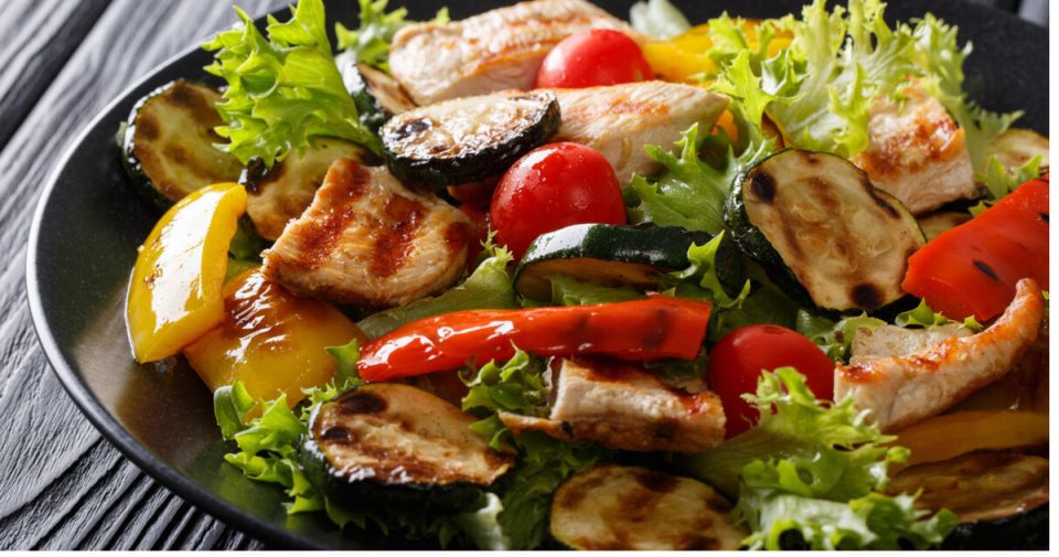 Как ужинать, чтобы не навредить фигуре и спать спокойно