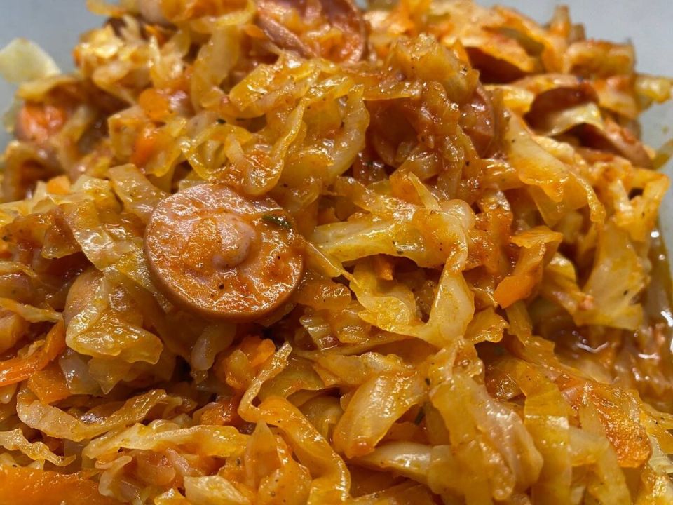 Как сделать тушеную капусту еще вкуснее: необычные добавки